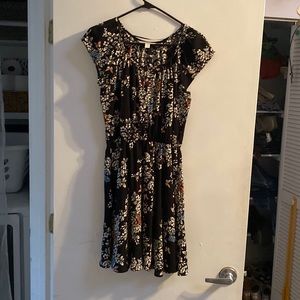 Lauren Conrad dress- Size medium black and white with butterfly and flowers